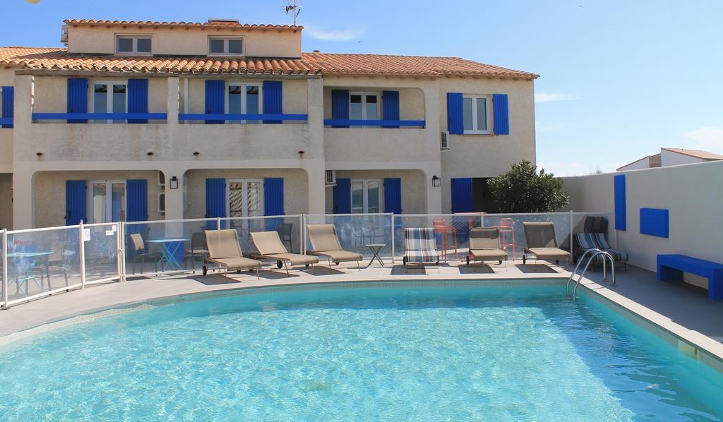 Hotel Le Bleu Marine Saintes-Maries-de-La-Mer Exterior foto